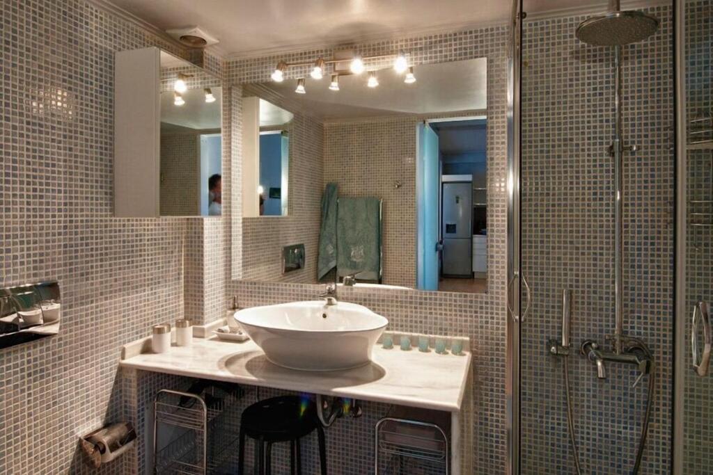 أثينا Acropolis Luxury Apartment With Balcony المظهر الخارجي الصورة